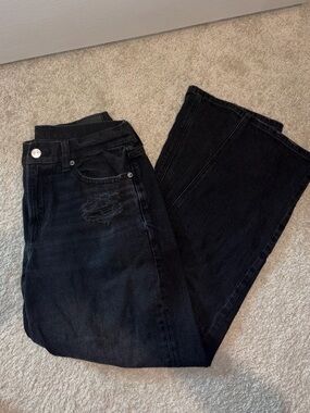 American Eagle Outfitters Curvy Straight Black Jeans with Distressed Detail (4S)